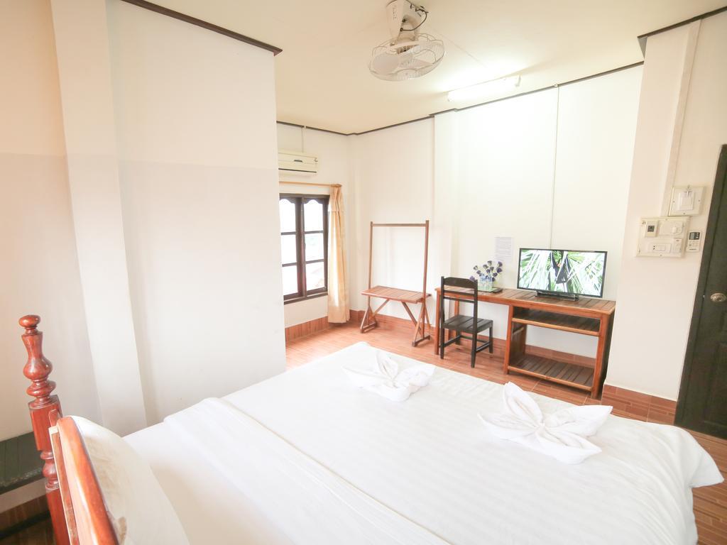 Maylay Guesthouse Vang Vieng Zewnętrze zdjęcie