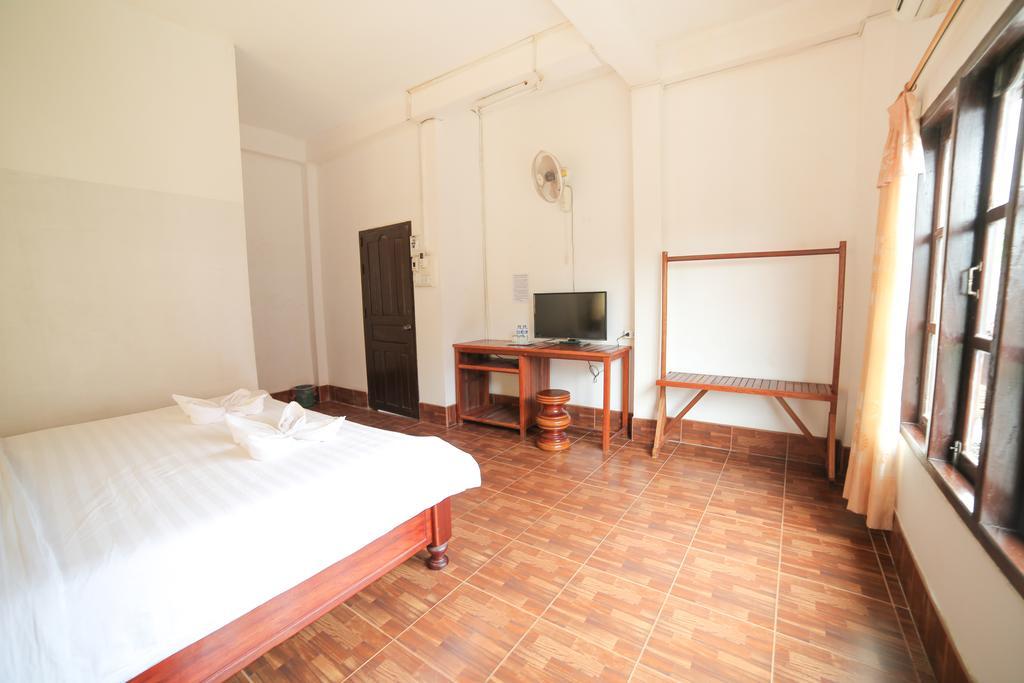 Maylay Guesthouse Vang Vieng Zewnętrze zdjęcie