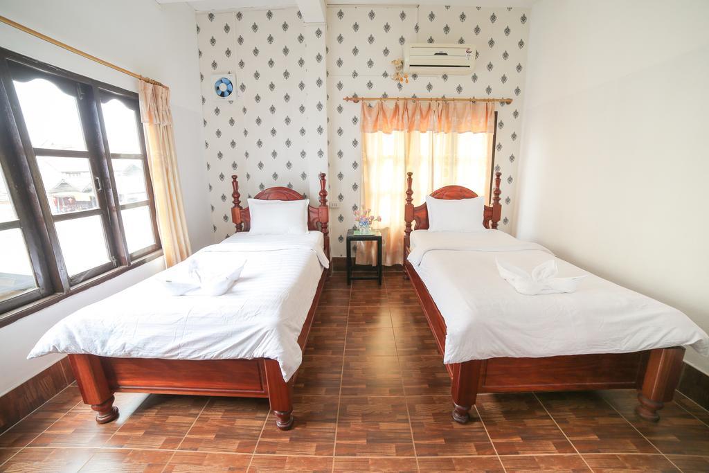 Maylay Guesthouse Vang Vieng Zewnętrze zdjęcie